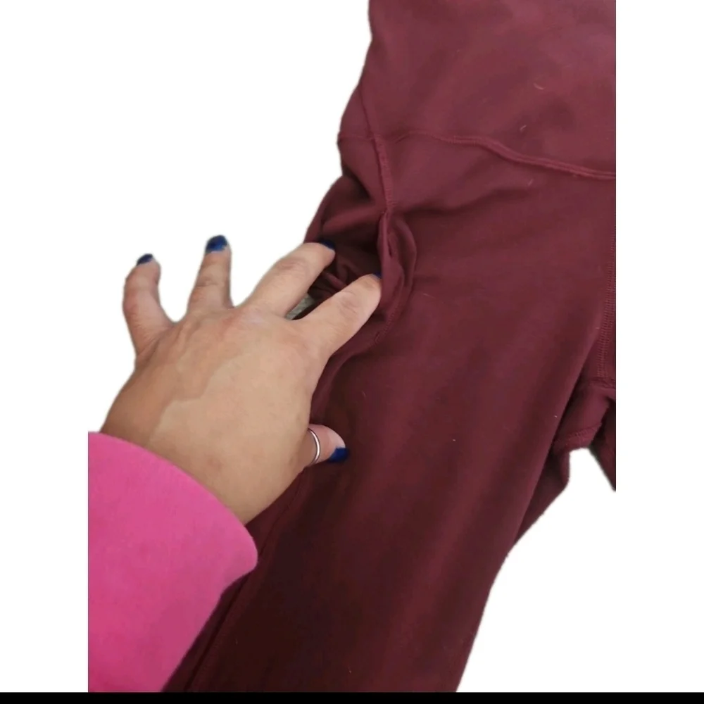 Lululemon Womens Burgundy Stretchy Align Yoga Activewear High-Rise Crop Legging